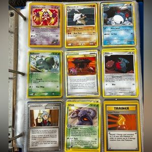 18 Pokémon cards